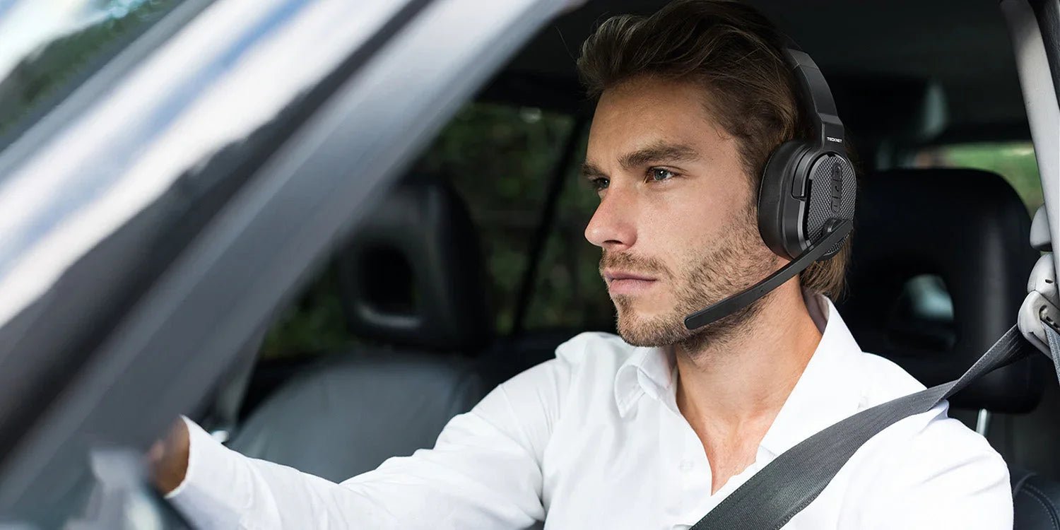 Noise-Canceling vs. Regular Bluetooth Headphones: Which is Right for You? - TECKNET
